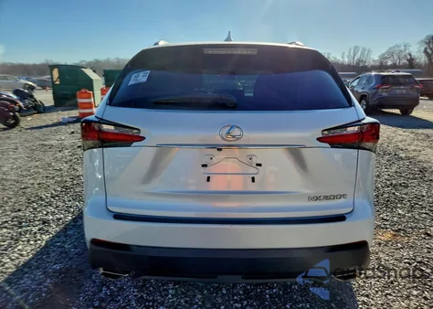 2016 Lexus Nx 200T Base z USA, uszkodzony, nr VIN JTJYARBZ2G2045484